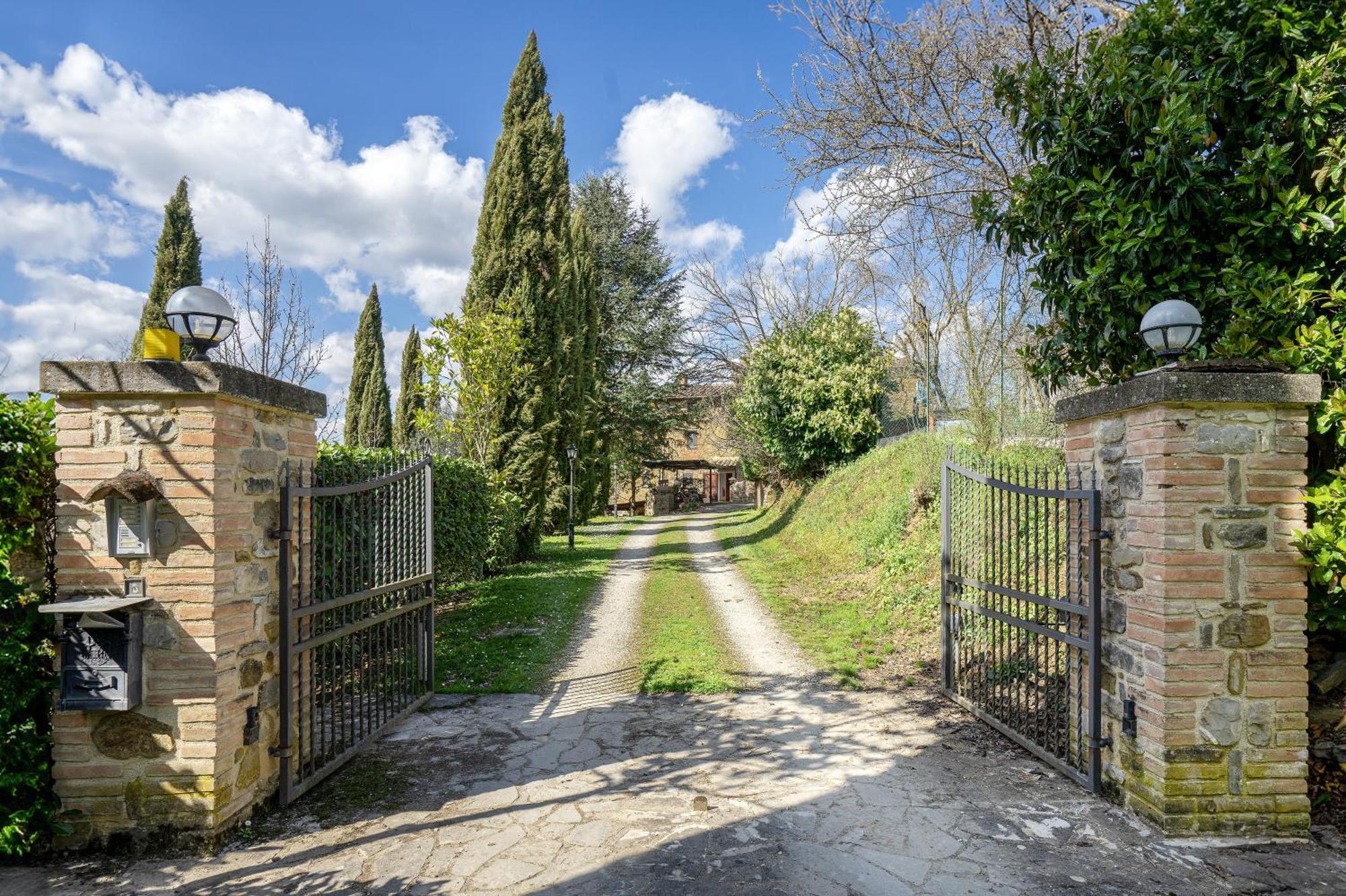 Girasole Ad Antico Casale '700 Villa Умбертиде Екстериор снимка